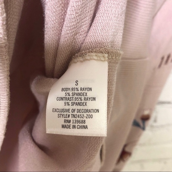 Harper Heritage Francesca’s Floral Embroidered Top Pink Size Small TN245-Z00 - Picture 5 of 6